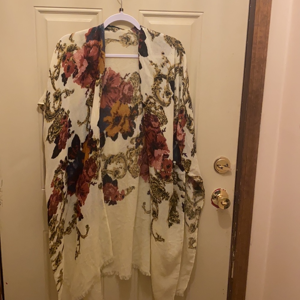 Rustic floral kimono